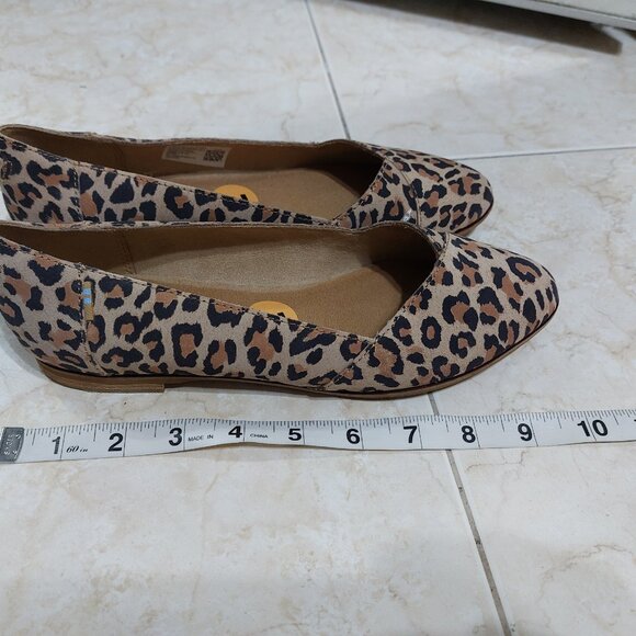 TOMS Julie Desert Tan Leopard Cheetah Animal Print Slip On Comfort Ballet Flats - Picture 3 of 10